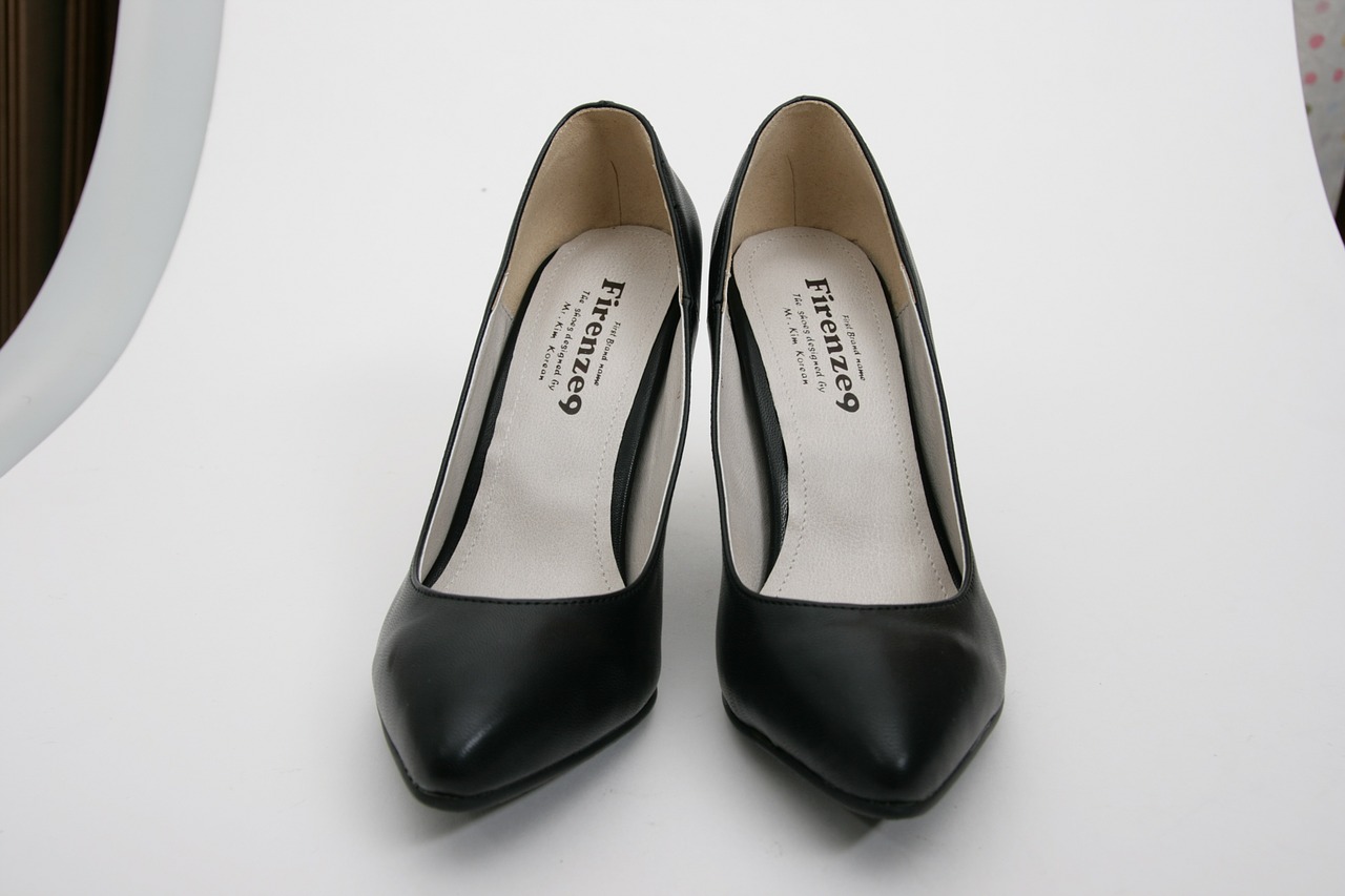 high heels women's shoe free photo