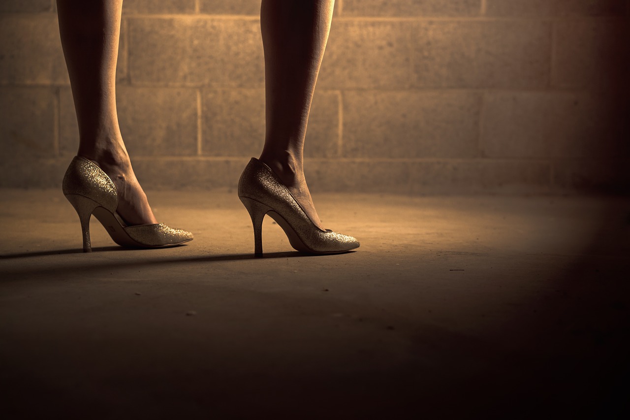 high heels shoes woman free photo