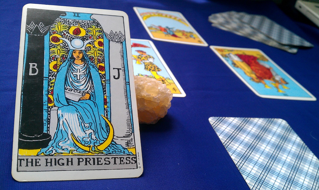 high priestess  tarot card  tarot free photo