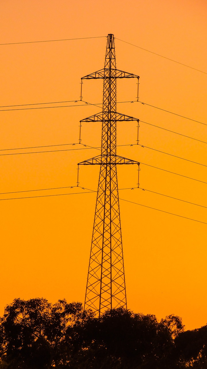 high voltage pylon electricity free photo