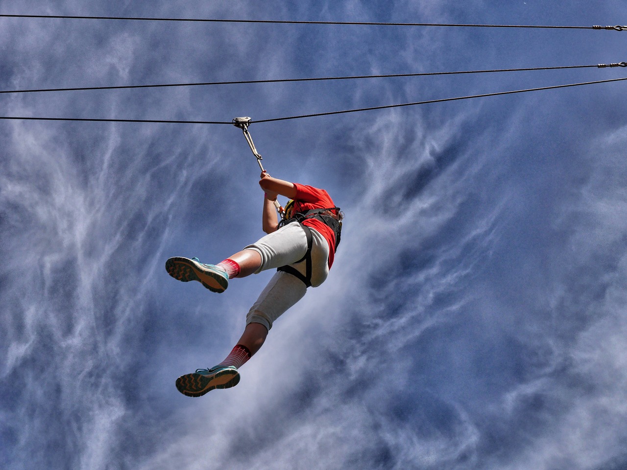 high wire conkers theme park brave girl free photo