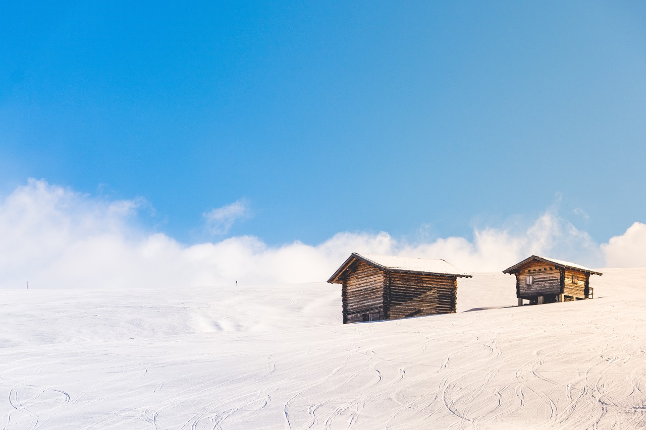 highland mountain snow free photo