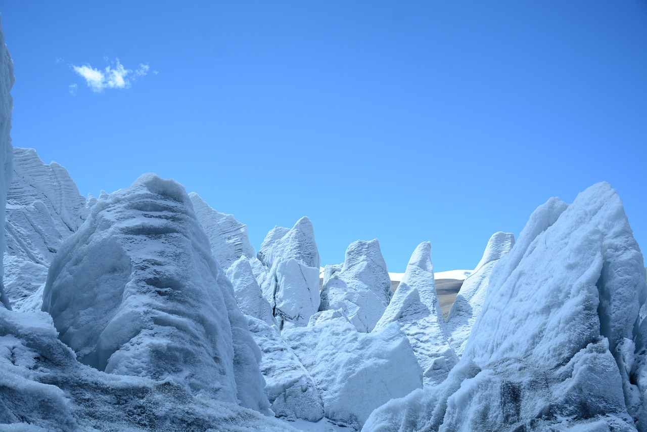 highlands scenery blue sky glacier free photo