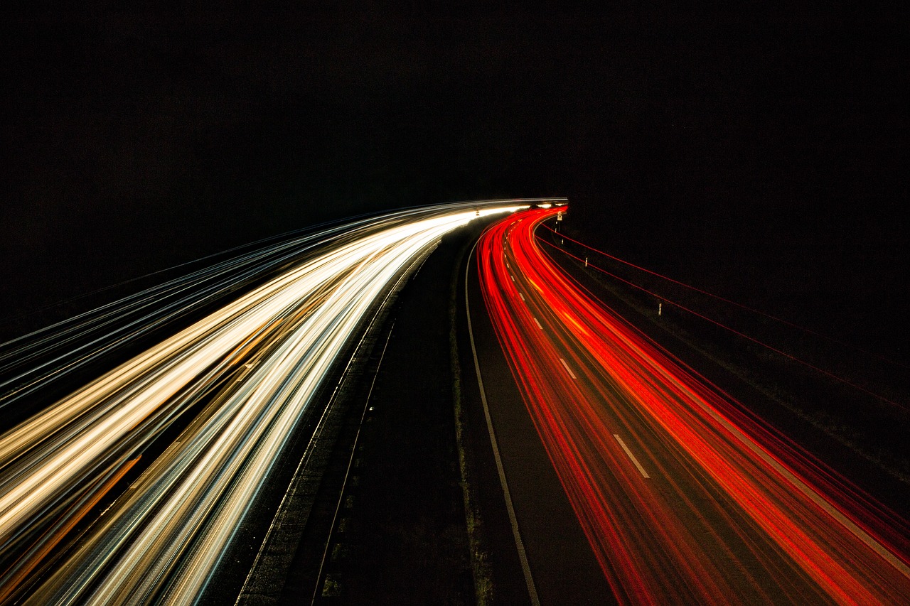 highway long exposure tracer free photo