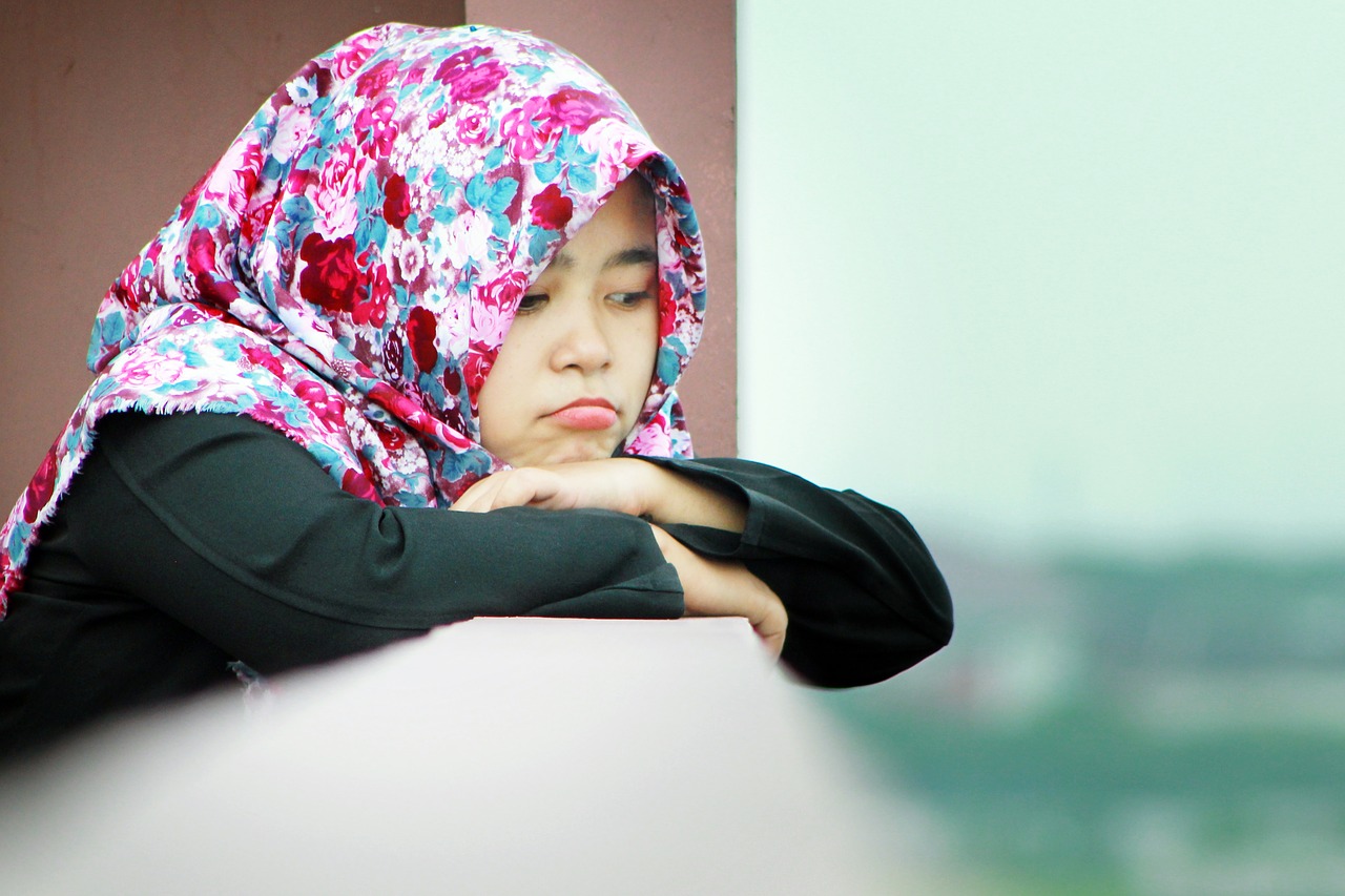 hijab female indonesia free photo