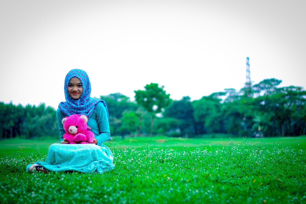 hijaber gorgeous doll free photo