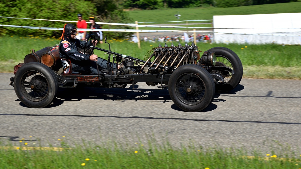 hillclimb  oldtimer  racing car free photo