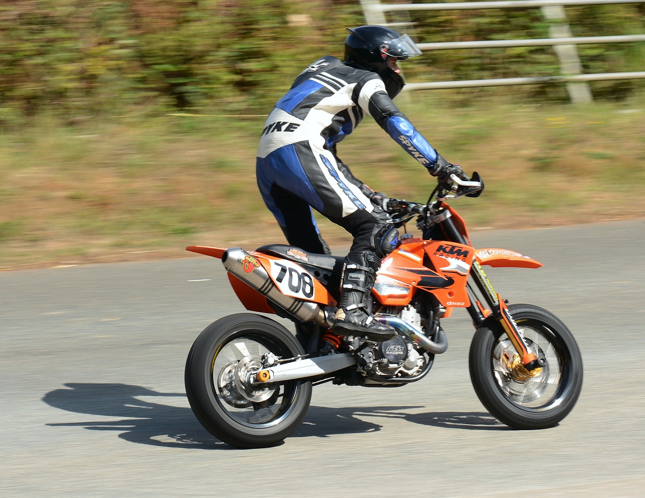 hillclimb  motorbike  speed free photo