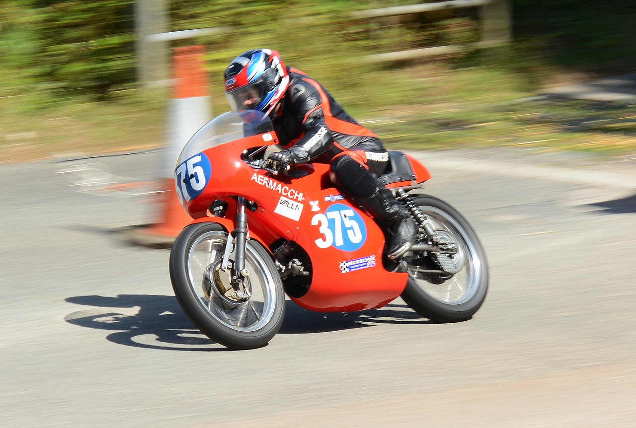 hillclimb  motorbike  speed free photo