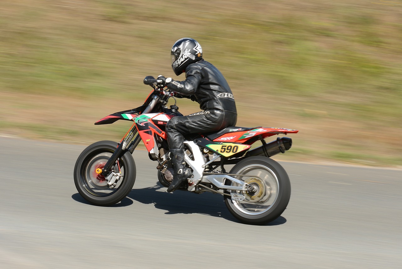 hillclimb  motorbike  speed free photo