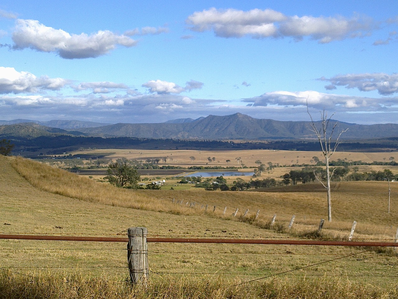 hills scene country free photo