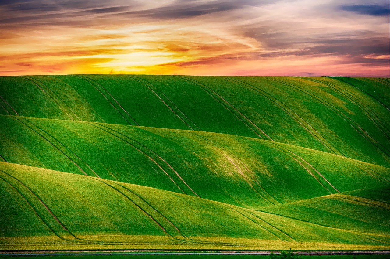 hills countryside sky free photo