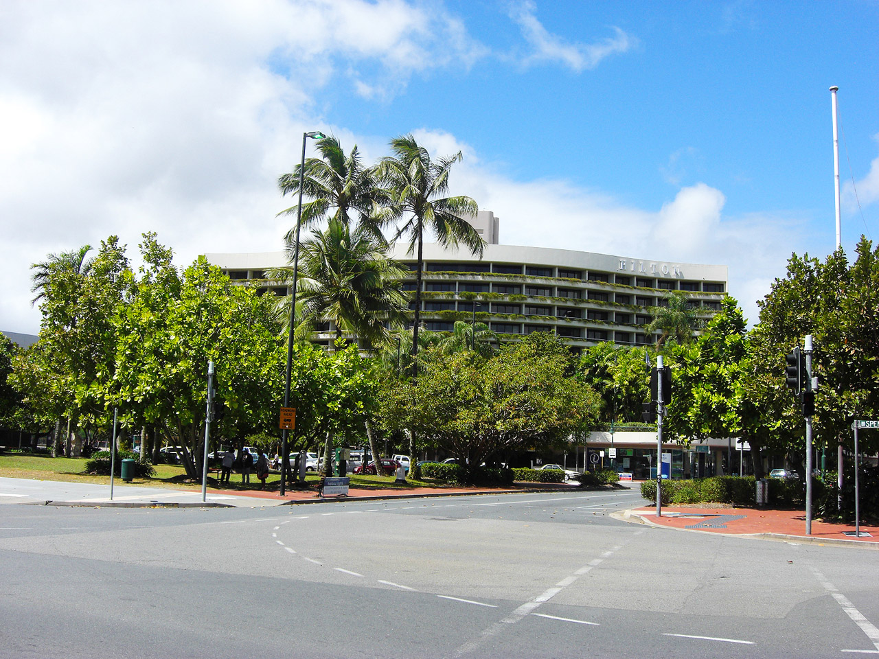 hilton cairns hotel free photo