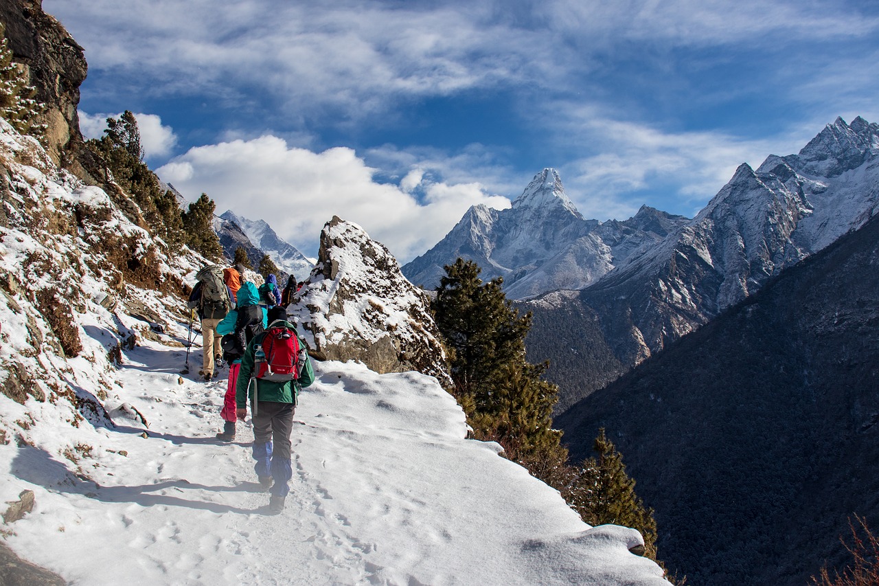 himalayas  nepal  hiking free photo