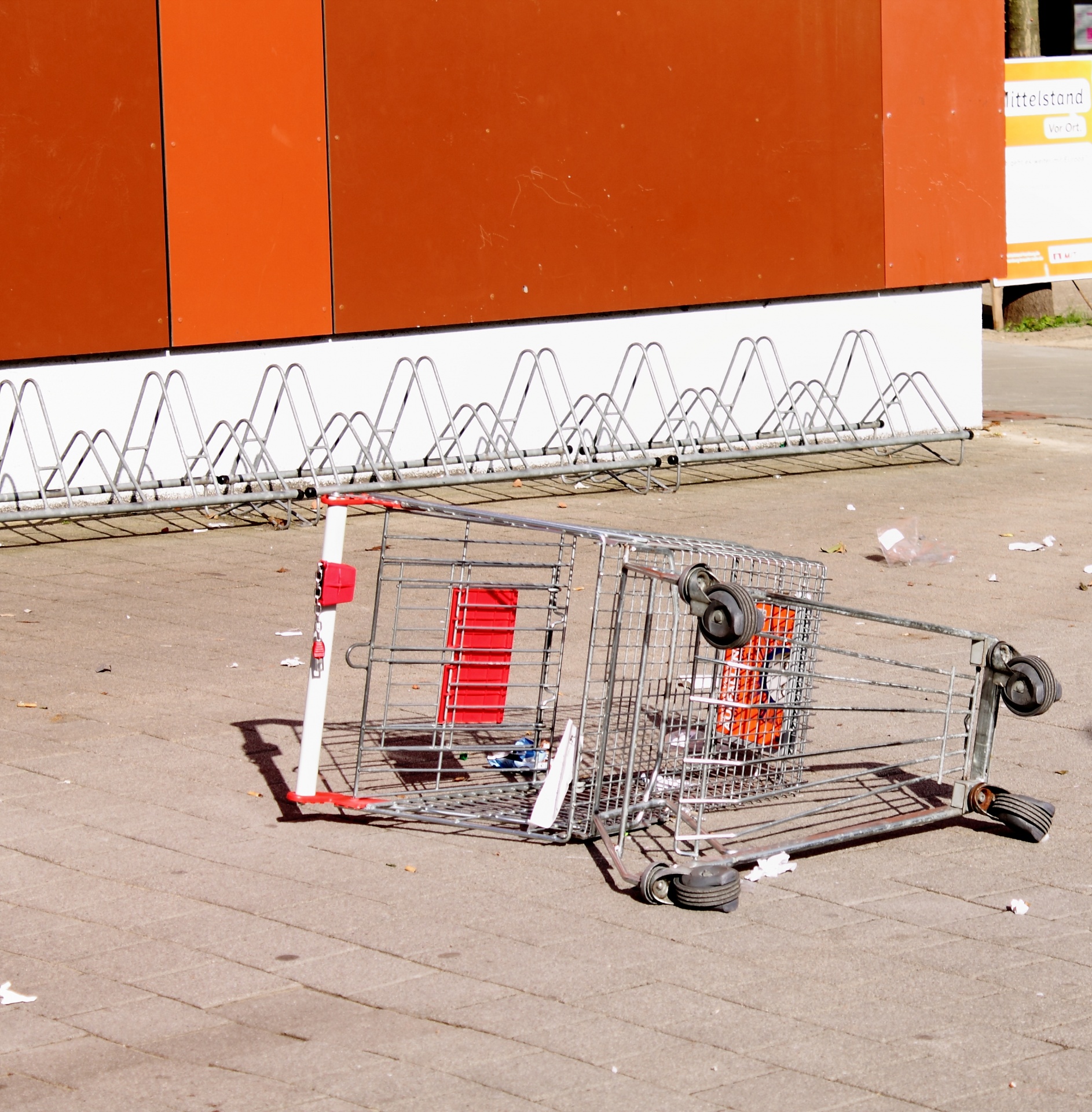 shopping cart fallen free photo
