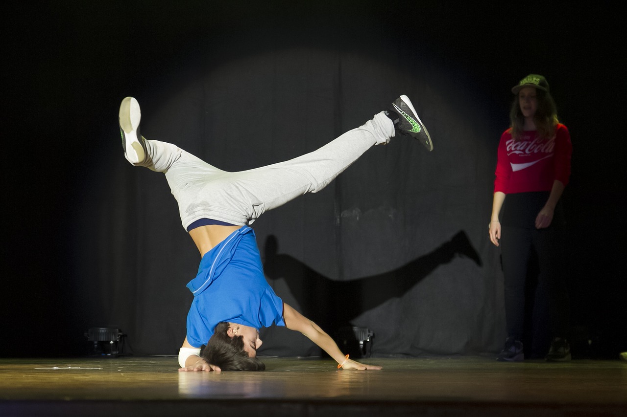 hiphop dance dance show free photo