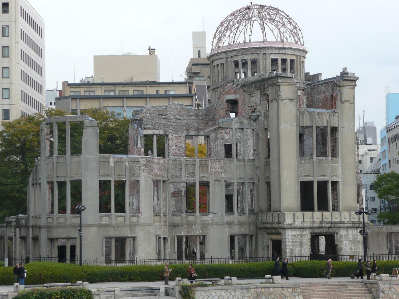 hiroshima japan tourist free photo