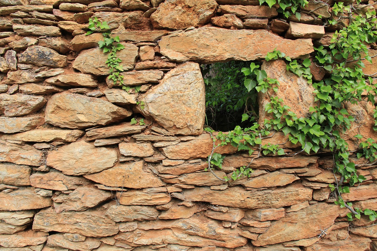 historic structure rocks free photo