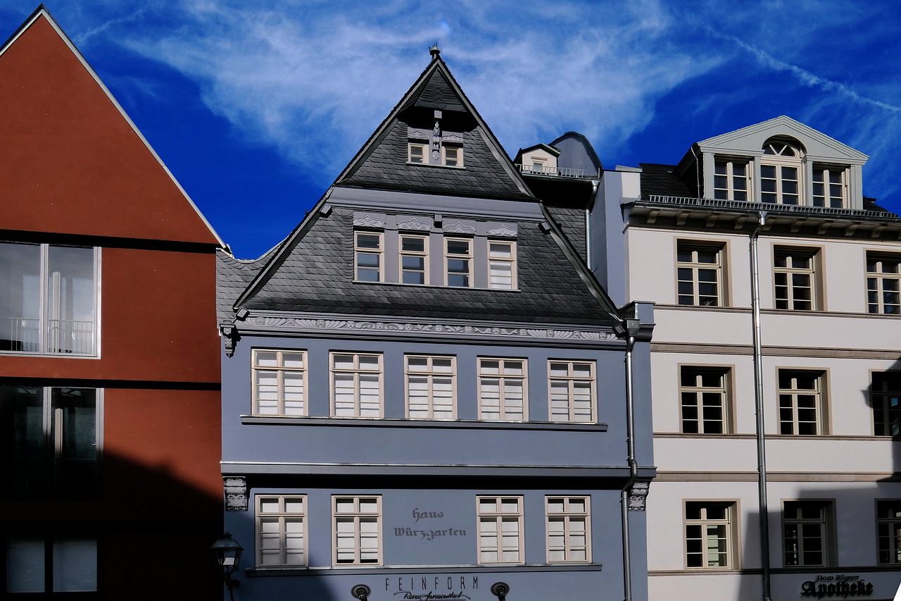 historic center  facade  frankfurt free photo