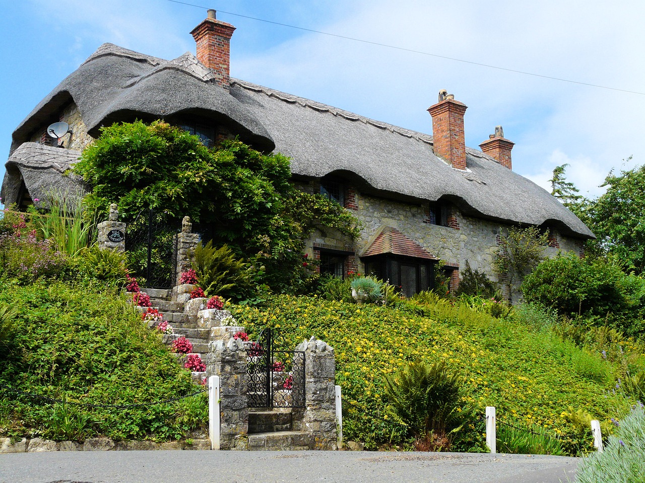 historic houses building campaign free photo