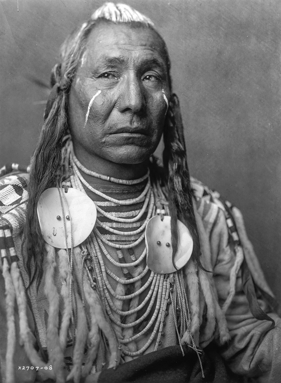historical vintage sioux free photo