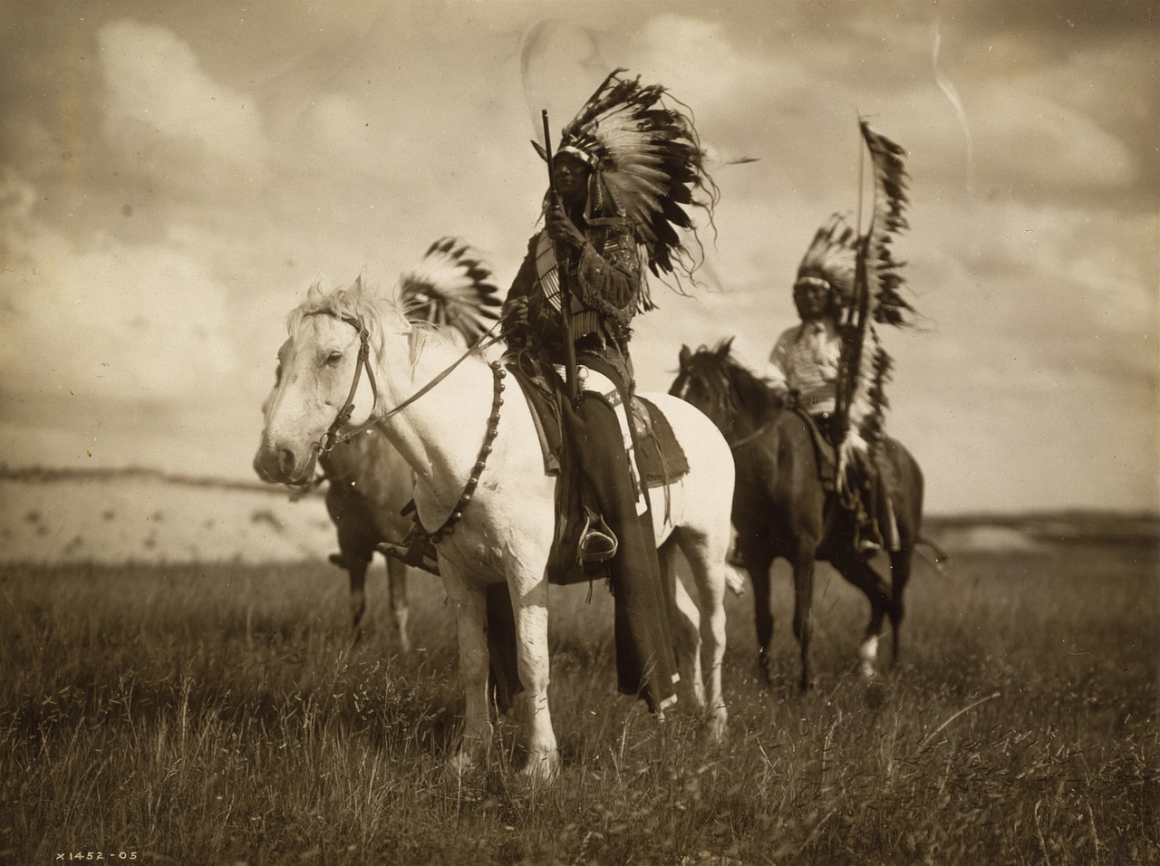 historical vintage sioux free photo