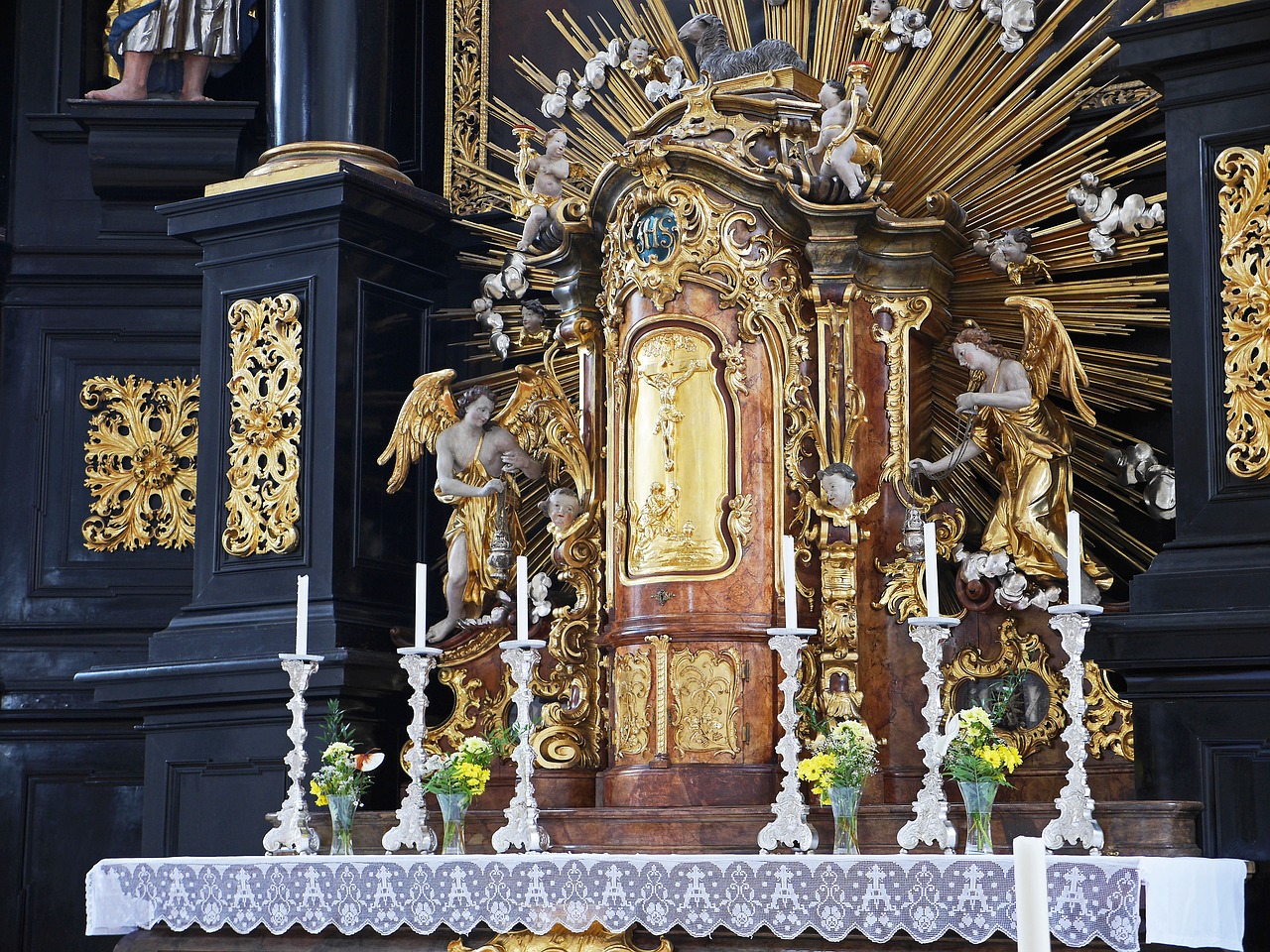 historical altar st paul parish church free photo