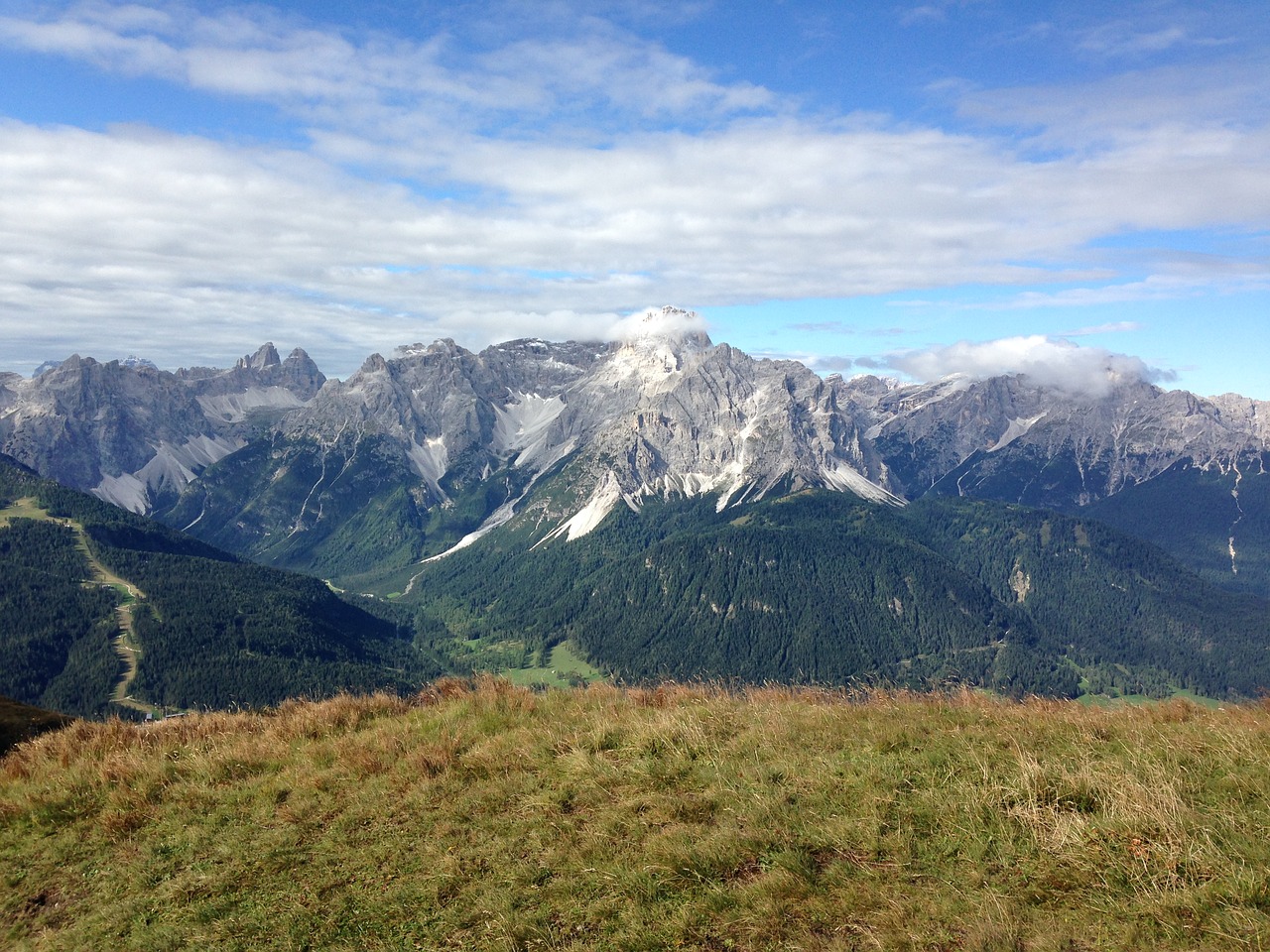 höhenweg  alpine  hike free photo