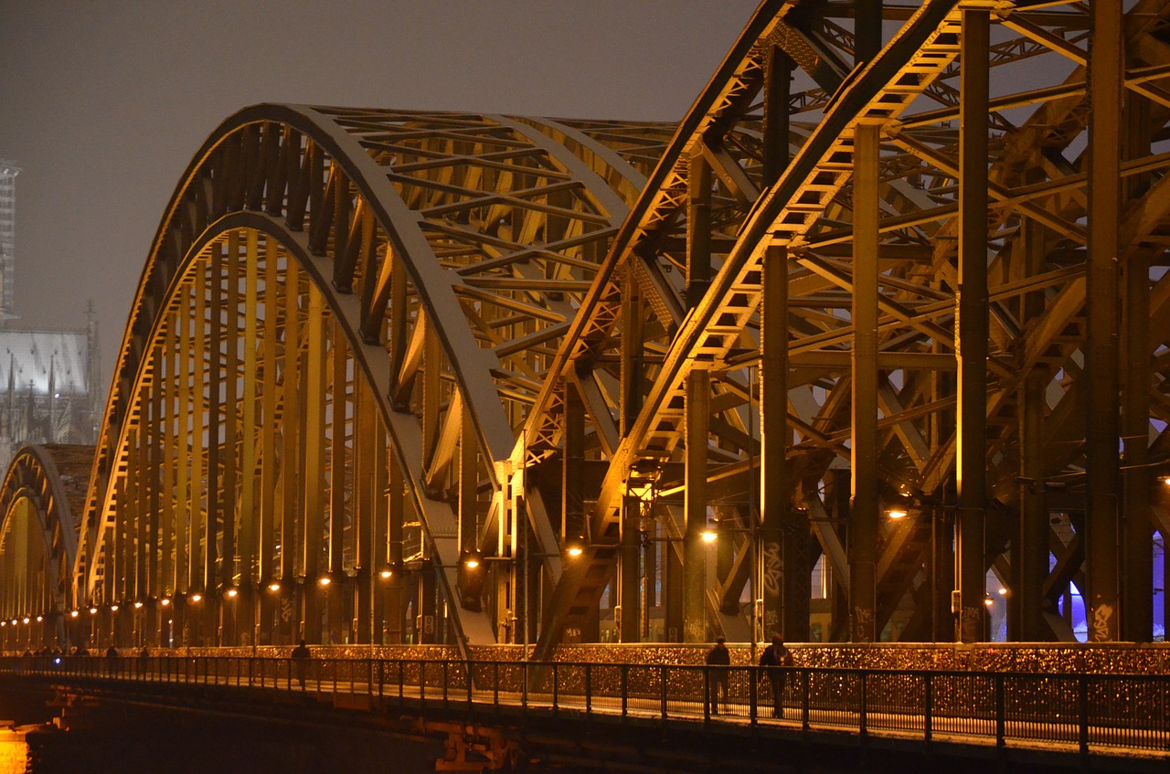 hohenzollern bridge cologne railway bridge free photo