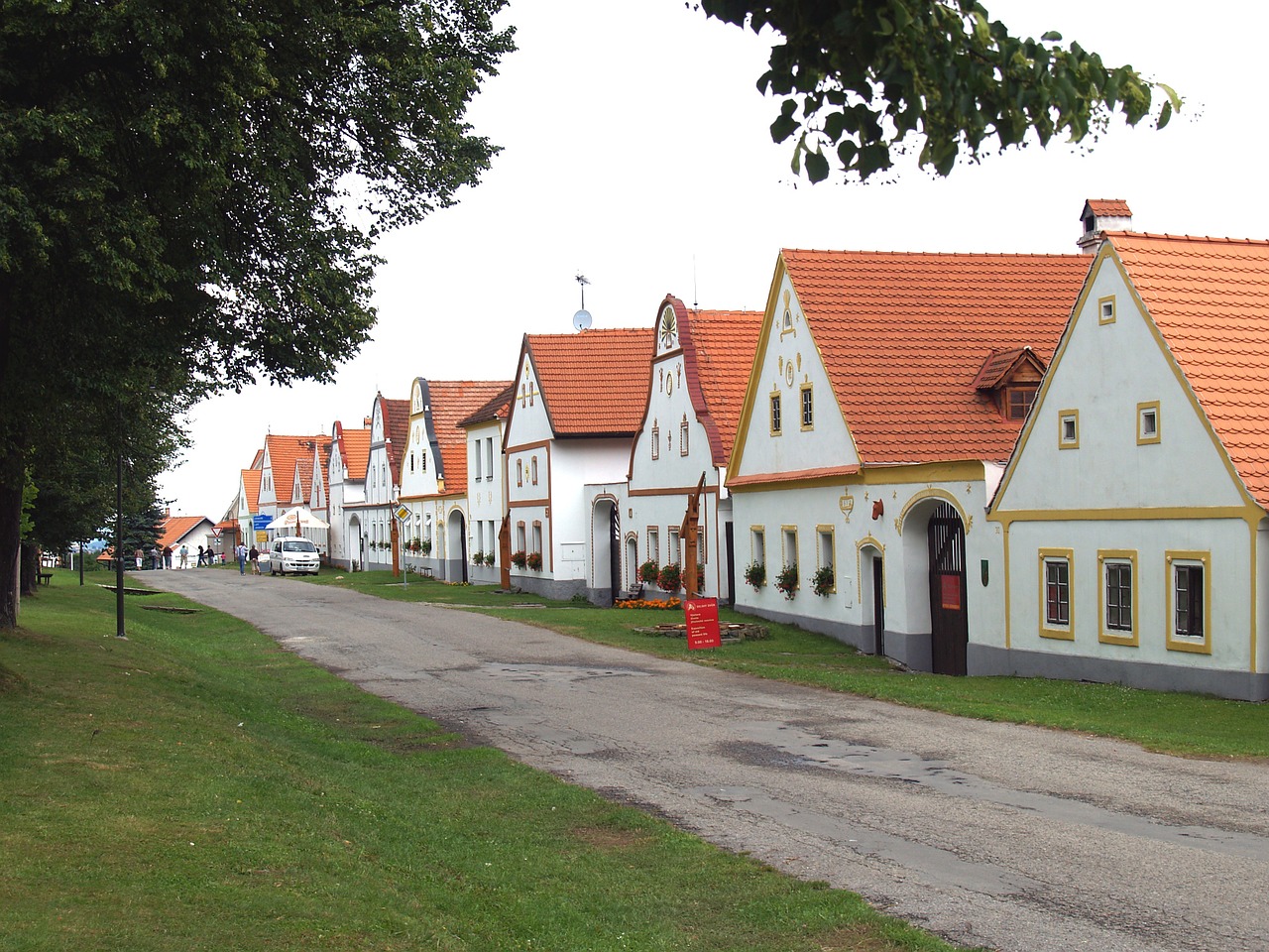 holašovice peasant baroque village free photo