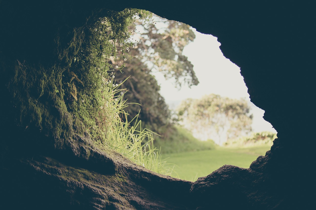 hole cave nature free photo