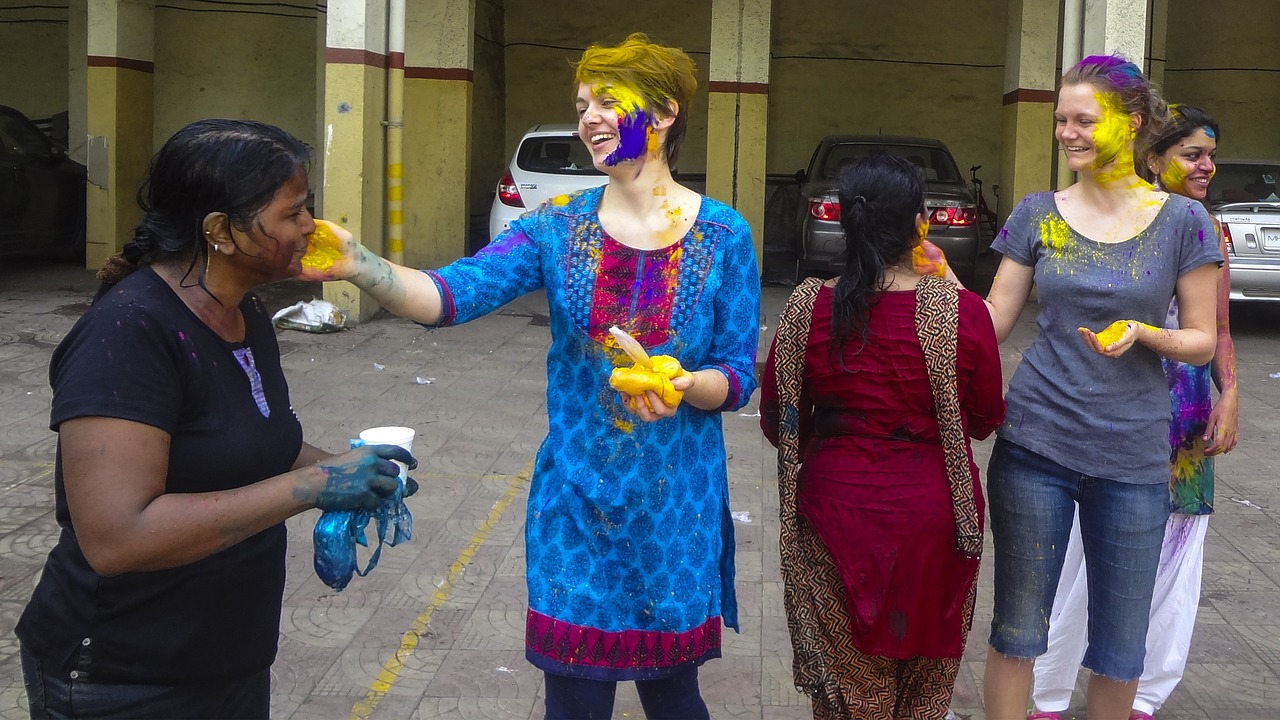 holi celebrations people free photo