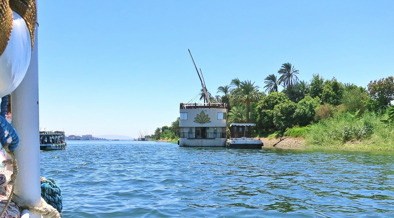 holiday river ship free photo