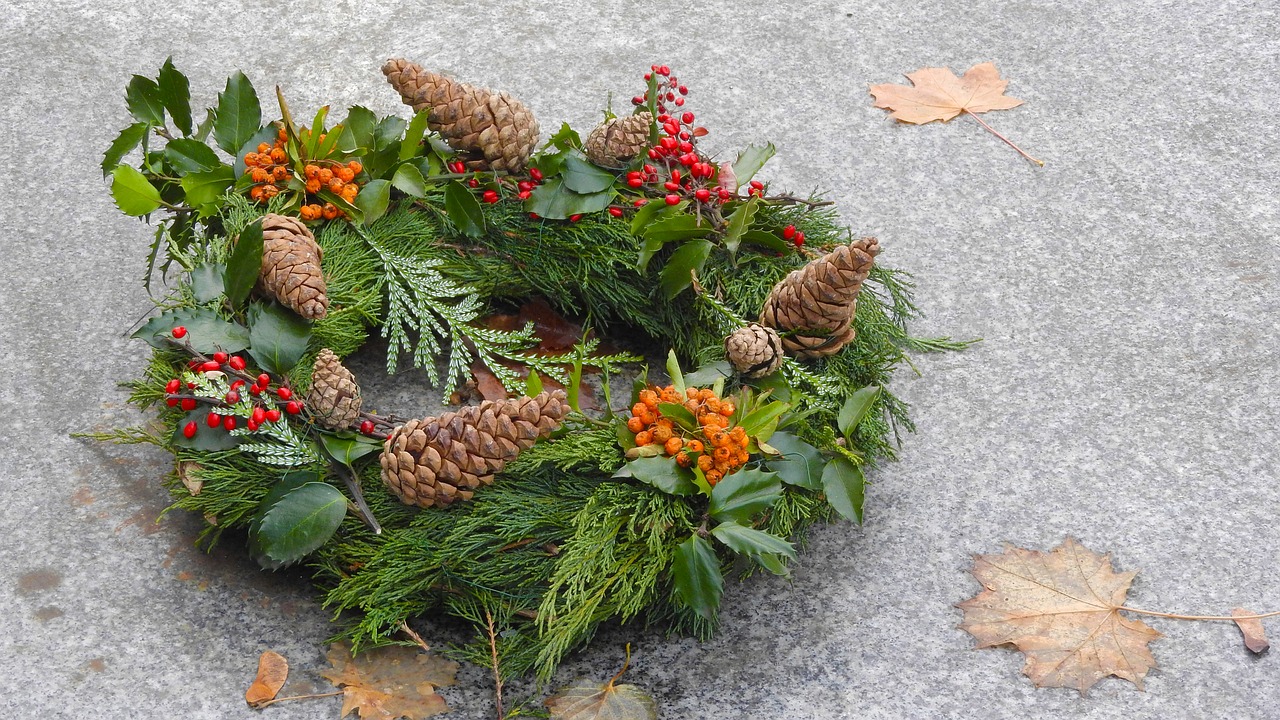 Holiday wreath,christmas decorations,christmas wreath,autumn wreath ...