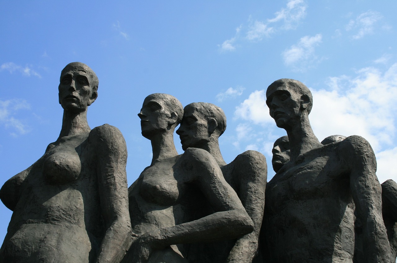 holocaust victims monument free photo