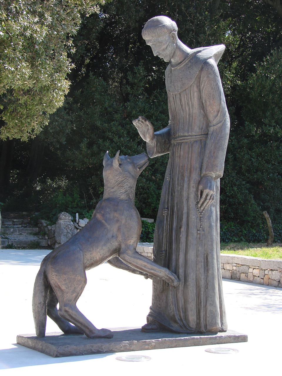 holy statue dog free photo