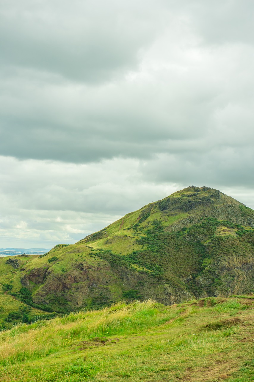 holyrood park edinburgh park holyrood free photo