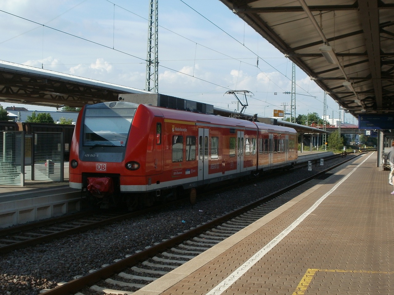 homburg train station train free photo