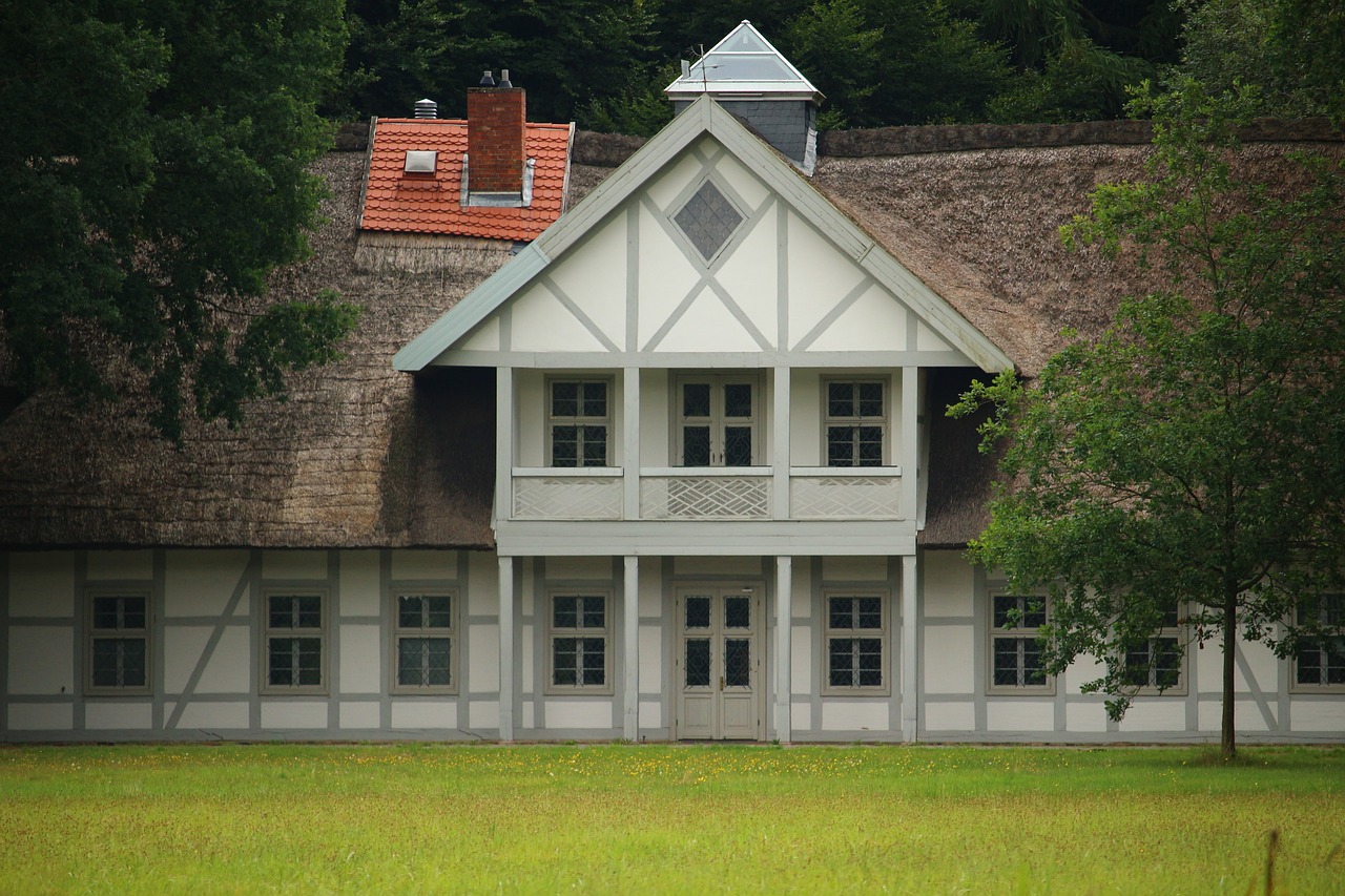 home swiss house truss free photo