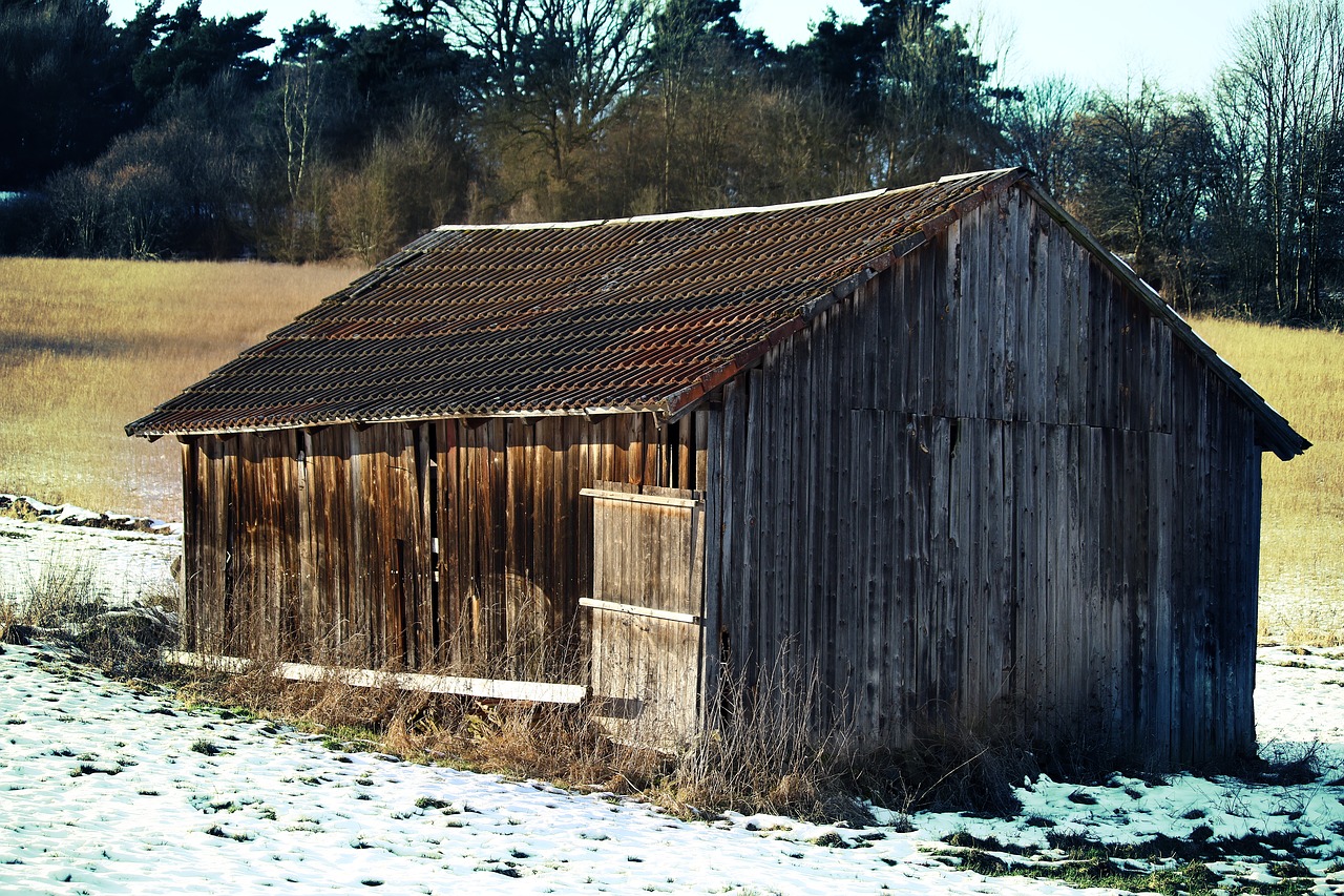 home hut vacation free photo