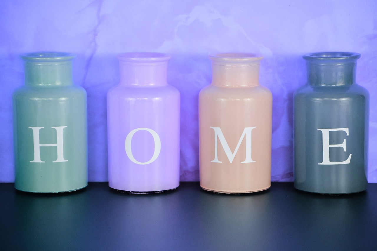 home at home vases free photo
