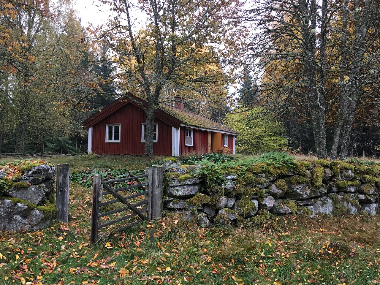 home sweden stone wall free photo