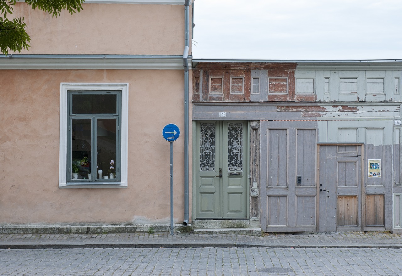 house  architecture  door free photo