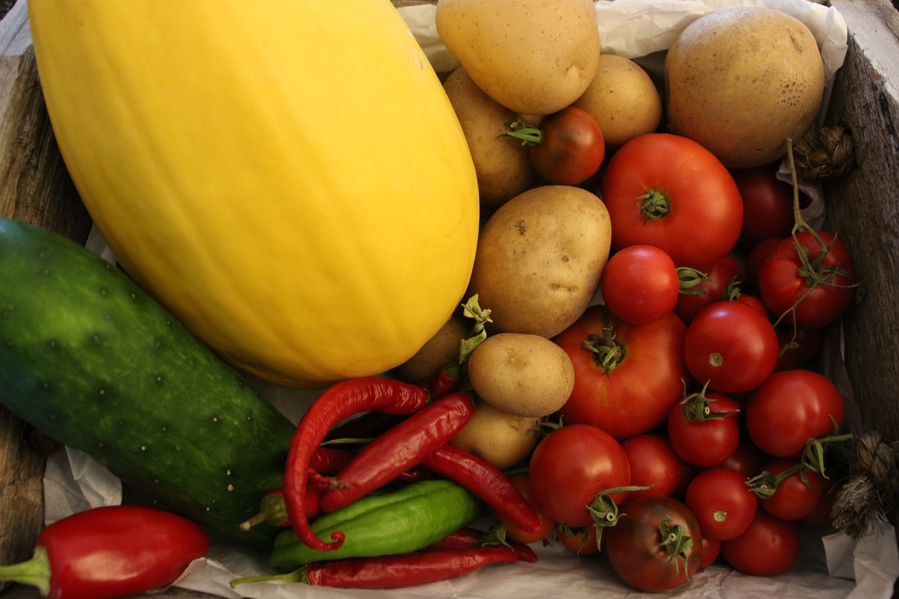 homegrown  vegetables  organic free photo