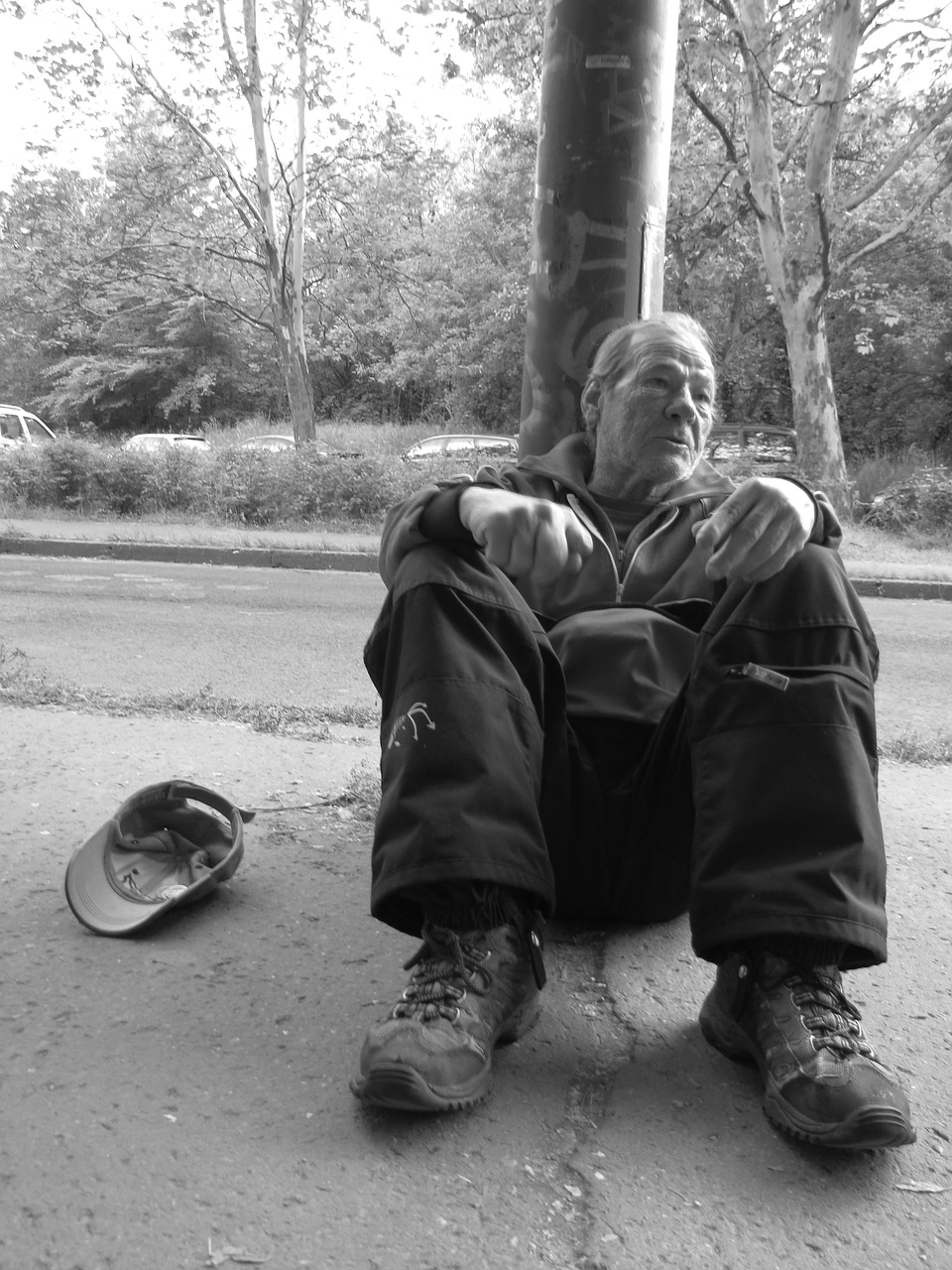 homeless comment on sitting free photo