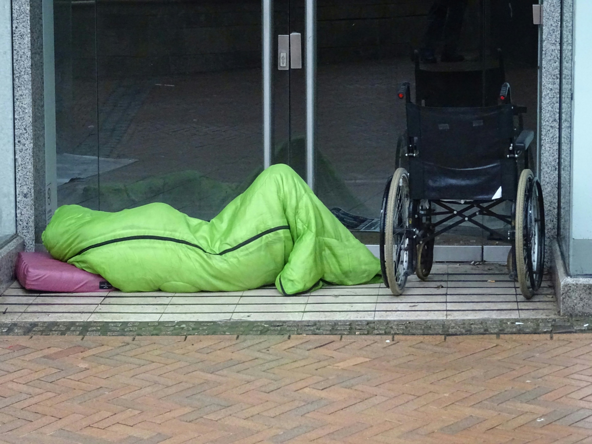Download free photo of Homeless,hobo,hobos,tramp,tramps - from needpix.com