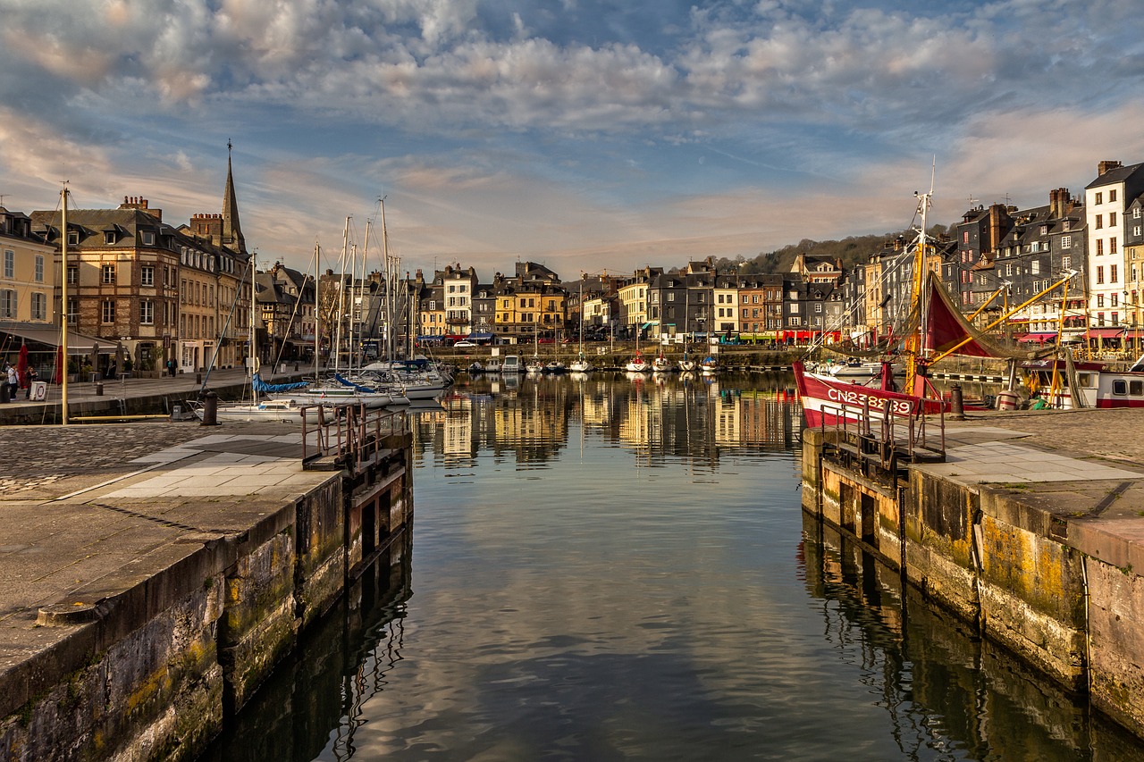 honfleur  perspective  clouds free photo