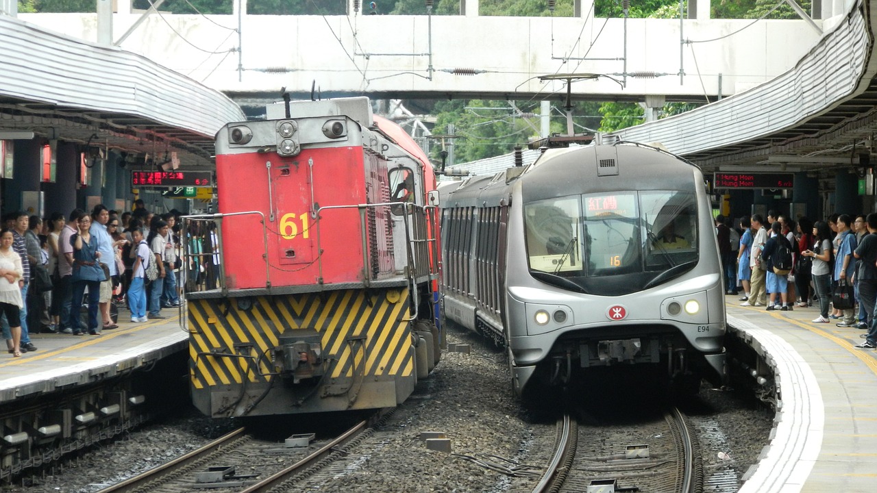 hongkong train city free photo