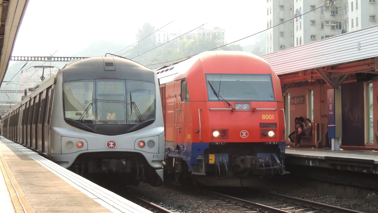 hongkong train city free photo