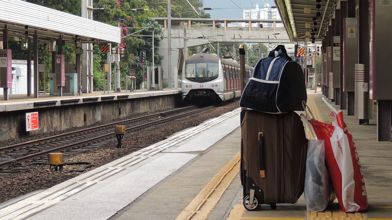 hongkong train city free photo